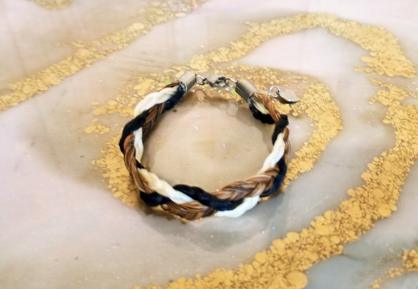 Bracelet en crins de chevaux